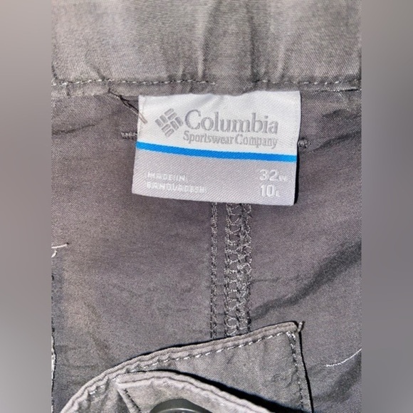 2/30$ Men’s Columbia Dark‎ Gray slim fit Cargo shorts size 32 - Picture 2 of 10
